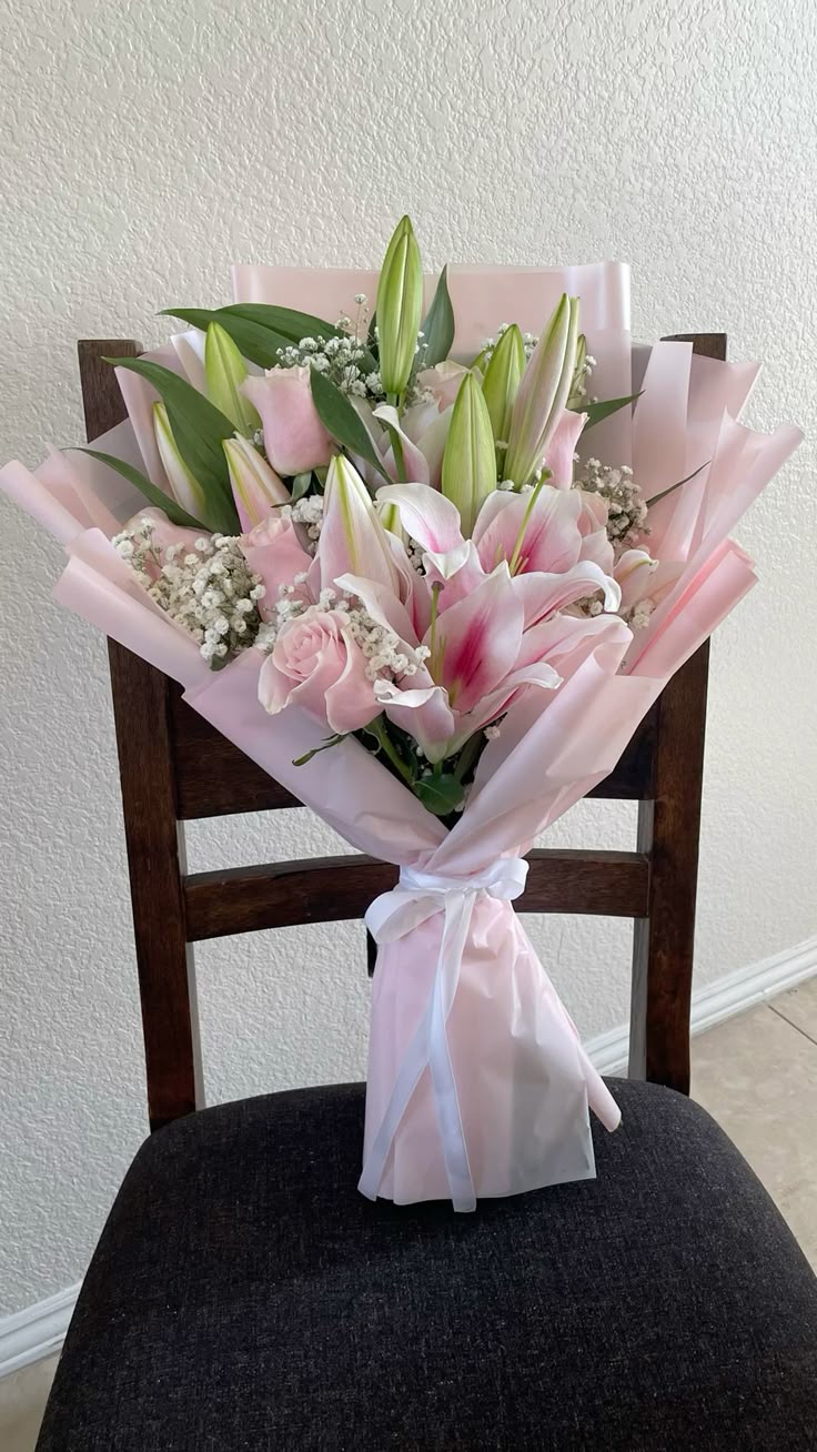 Pink lilies flower bouquet in Dubai, UAE
