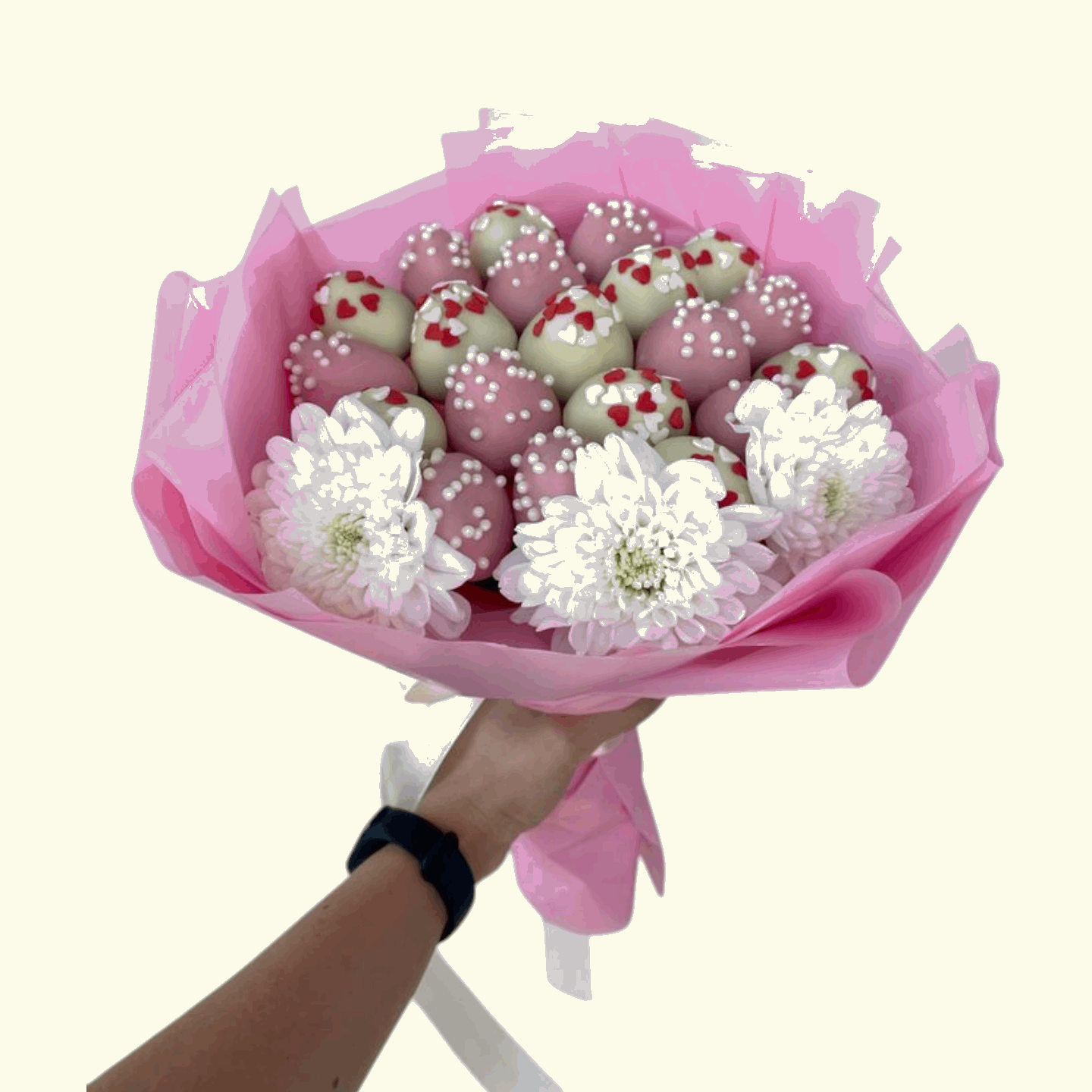 Pink Creamy Strawberry bouquet in Dubai, UAE