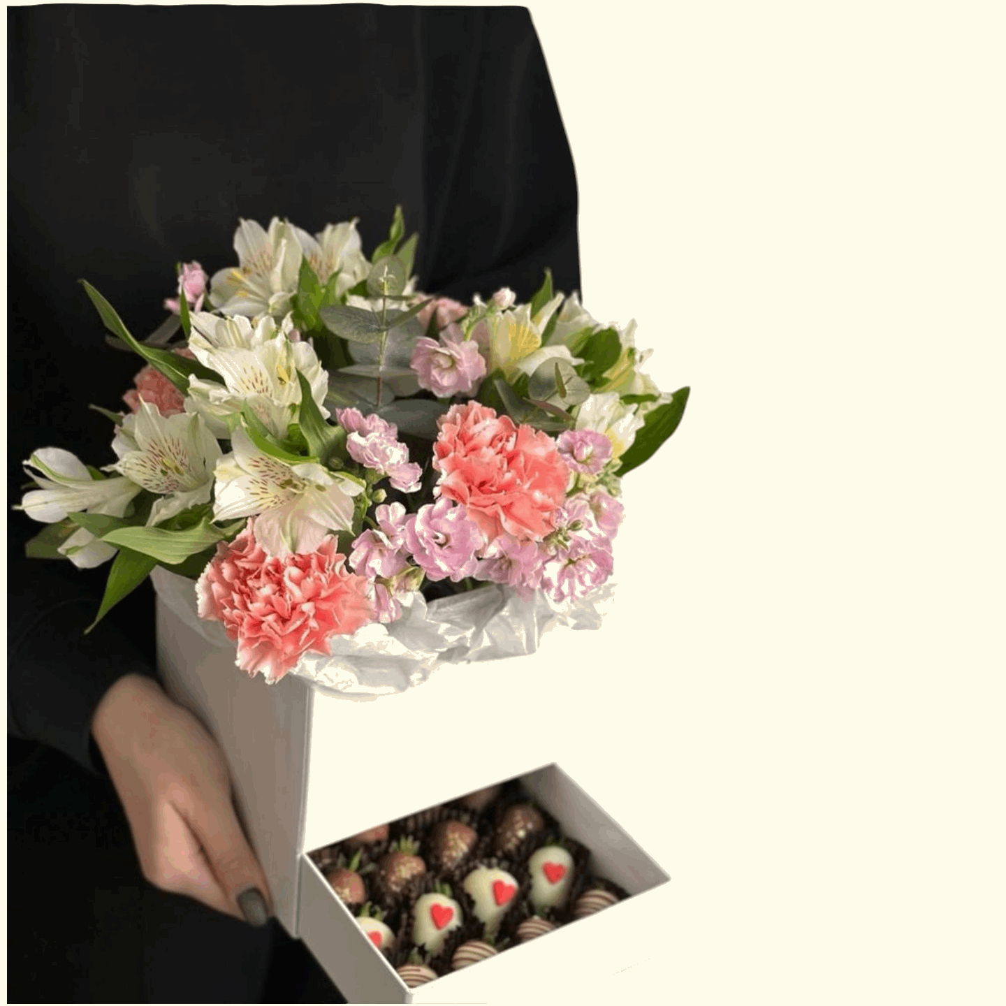 Sweet in a Box Flowers in Dubai, UAE