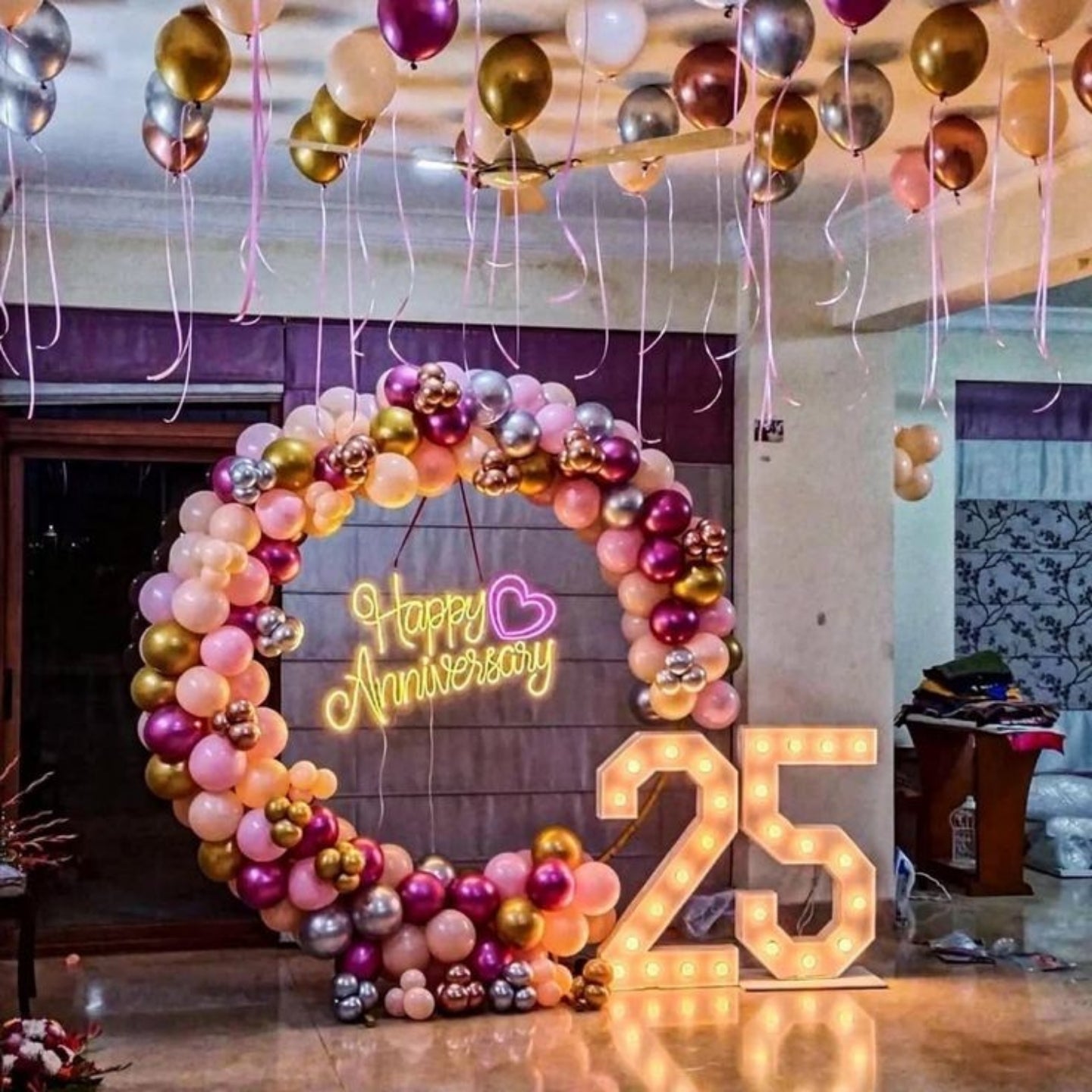 Anniversary Decorations Online