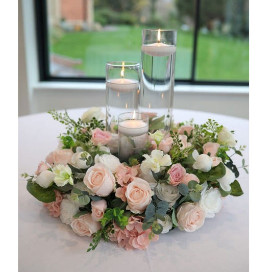 Centrepiece with Candle in Dubai, UAE
