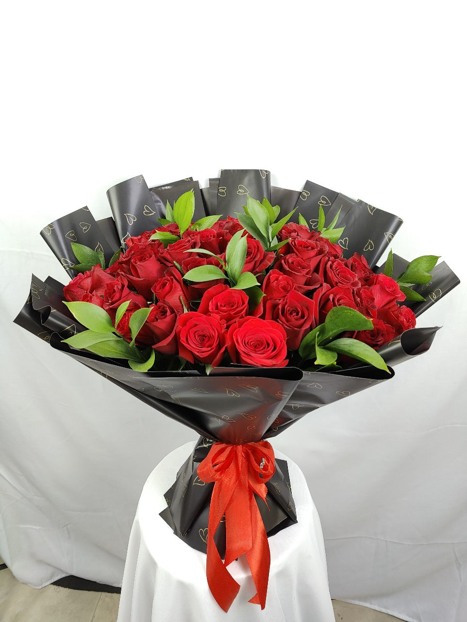 Fresh Red Rose Bouquet in DUbai, UAE
