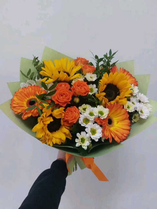 Mixed flower bouquet online in Dubai, UAE 