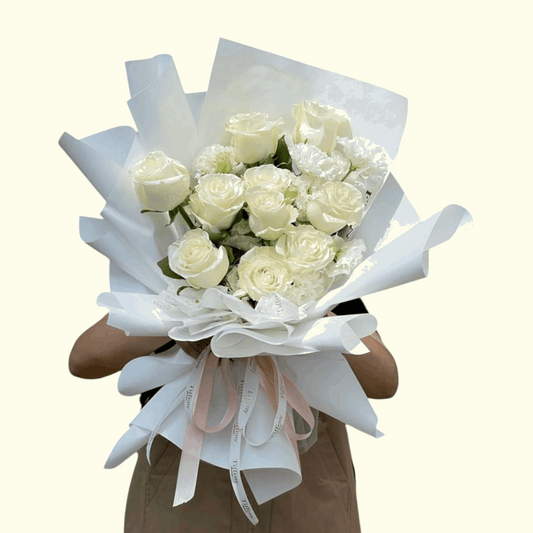Online White Flower Delivery | White Roses, Lilies, & Tulips