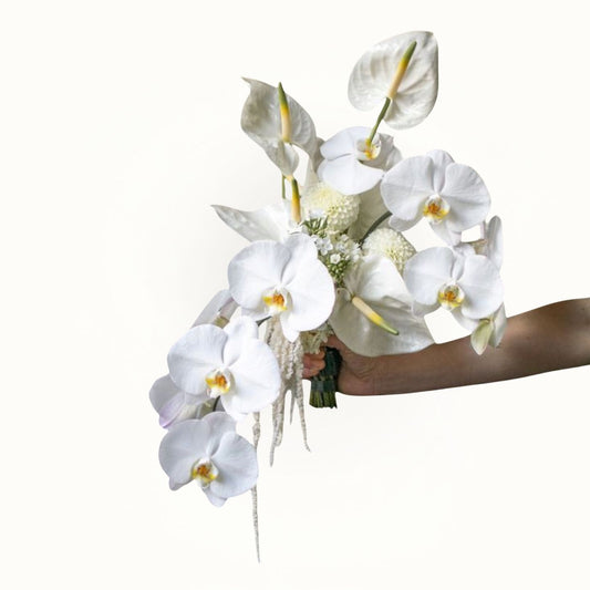 Bridal flower bouquet | bridal flower shop in Dubai, UAE