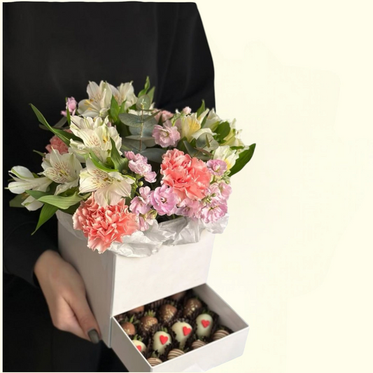 Sweet in a Box Flowers in Dubai