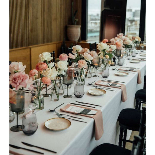 Table Flower decoration in Dubai